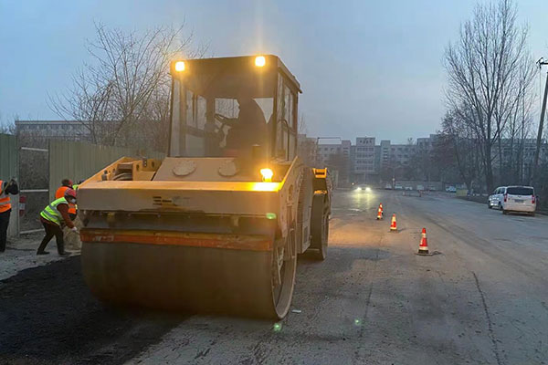 濟南路面機械設(shè)備